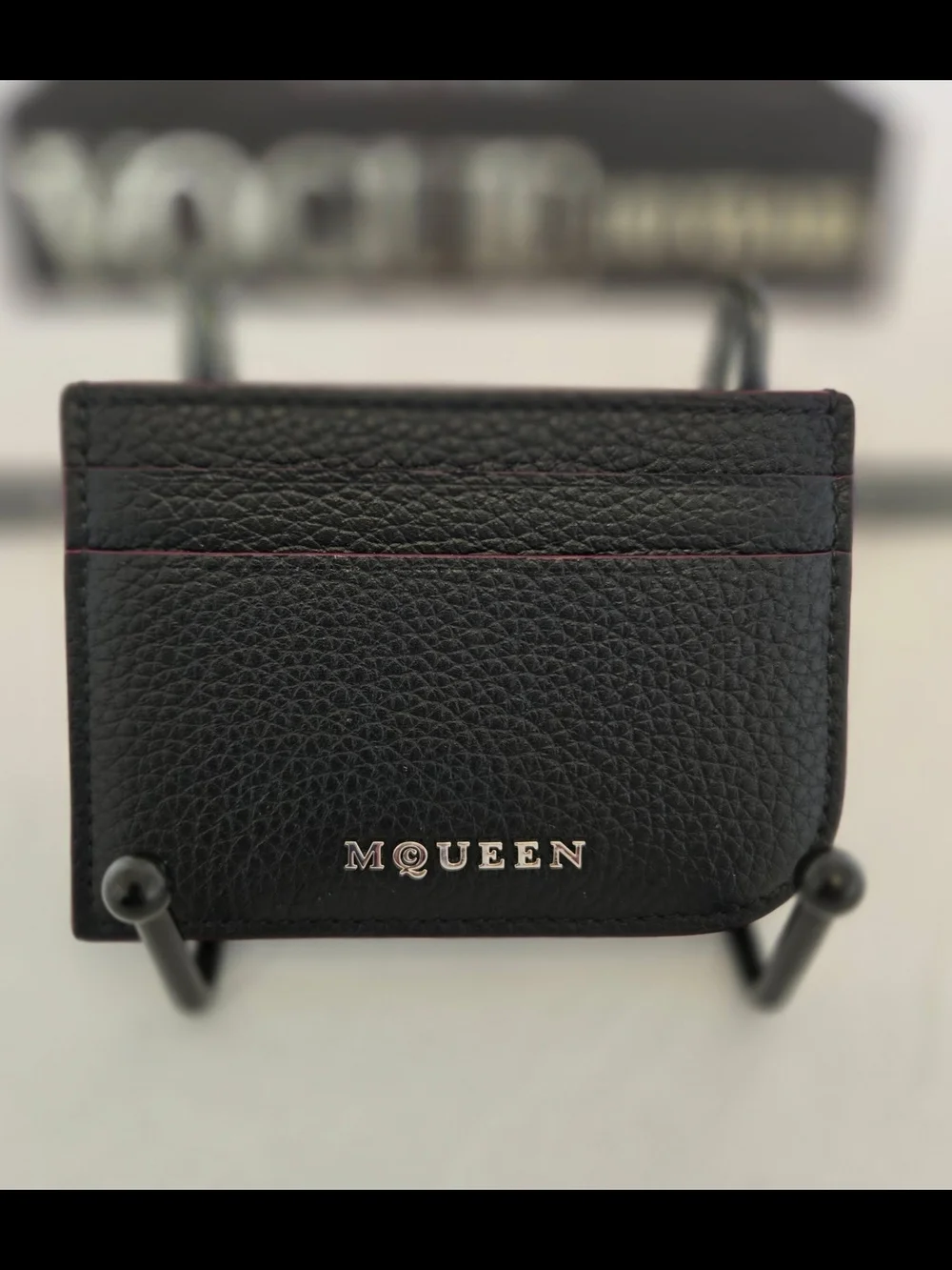 ✨NWOT Alexander McQueen Grained Leather Sling Card Holder✨